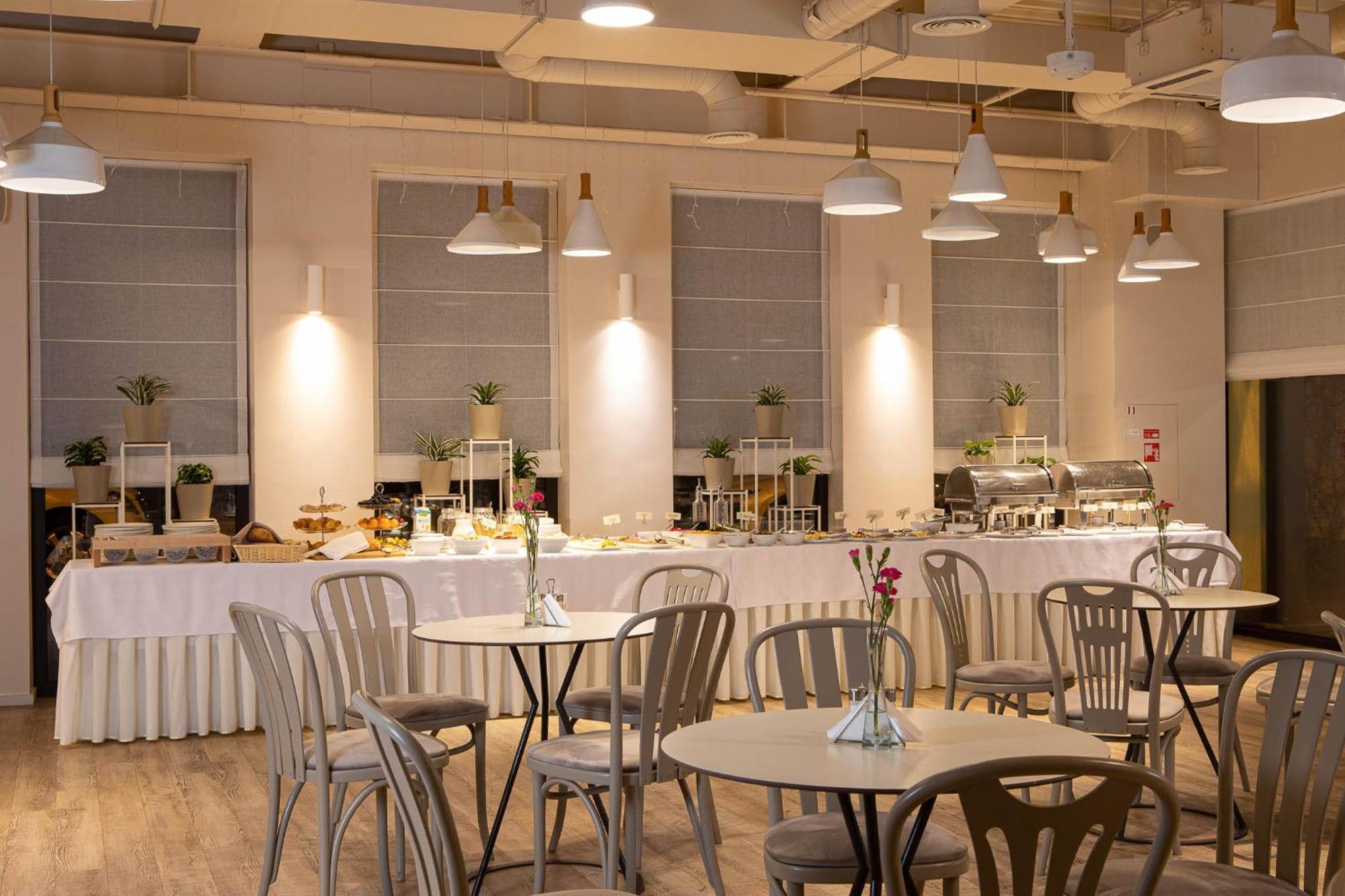 City Hotels Algirdas Vilnius Bagian luar foto